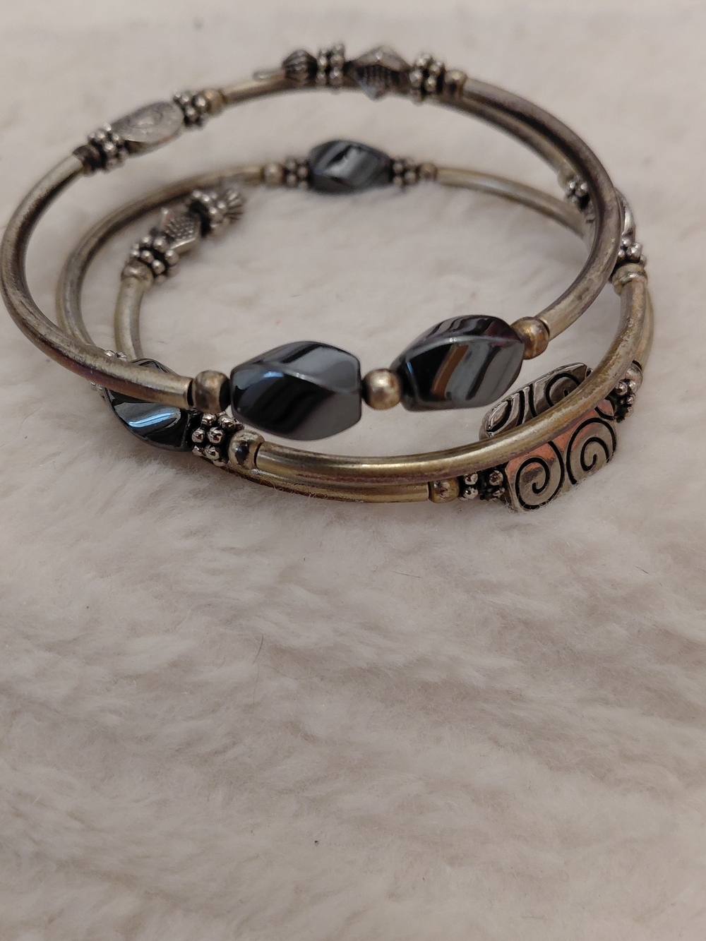 Silver-Tone Hematite Bead Stackable Women’s Bracelet Set